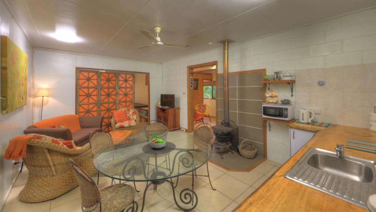 Riversong Retreat Bed & Breakfast Millaa Millaa Exterior foto